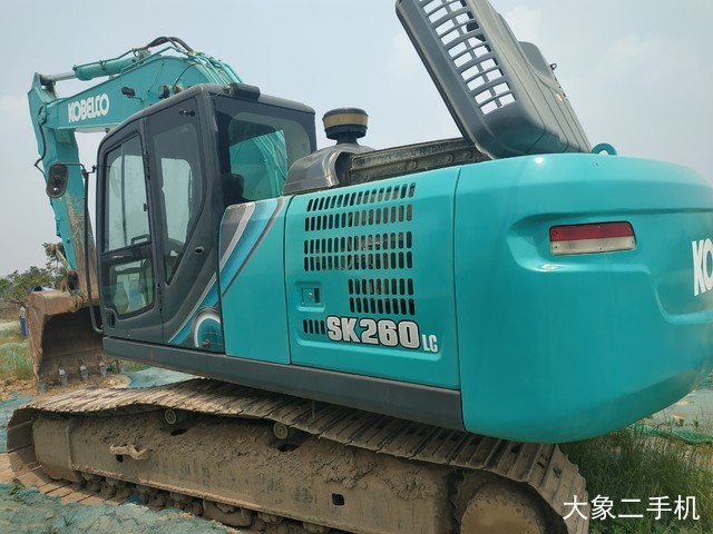 神钢 SK260LC-10 挖掘机